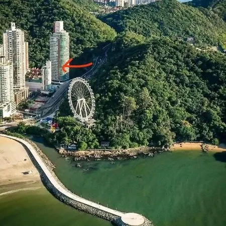 Vista Espetacular Da Roda Gigante Balneario Camboriu Exterior photo